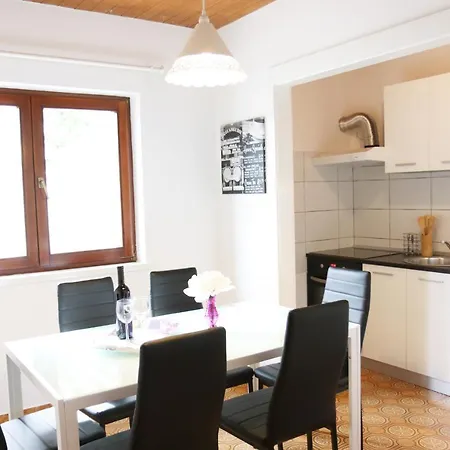 With A Parking Space - 13579 Spalato